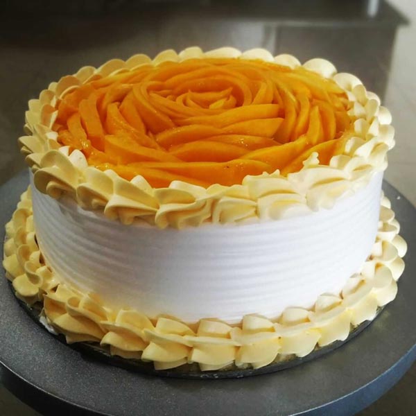 Send Sliced Vanilla Mango Cream Cake Online