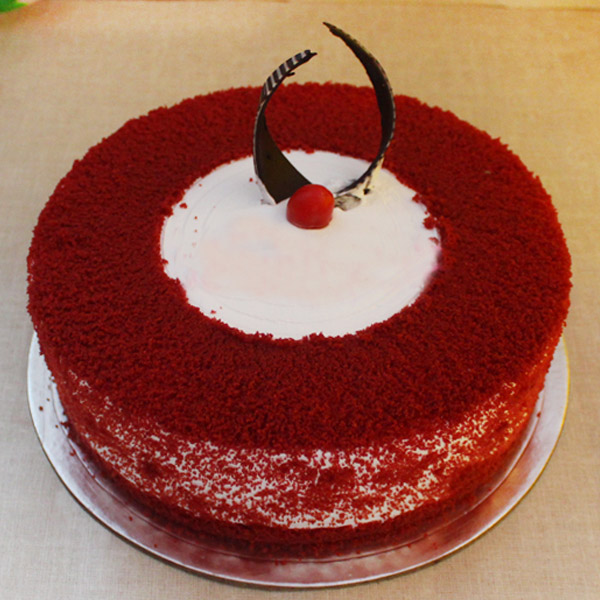 Send Special Red Velvet Designer Cake Online