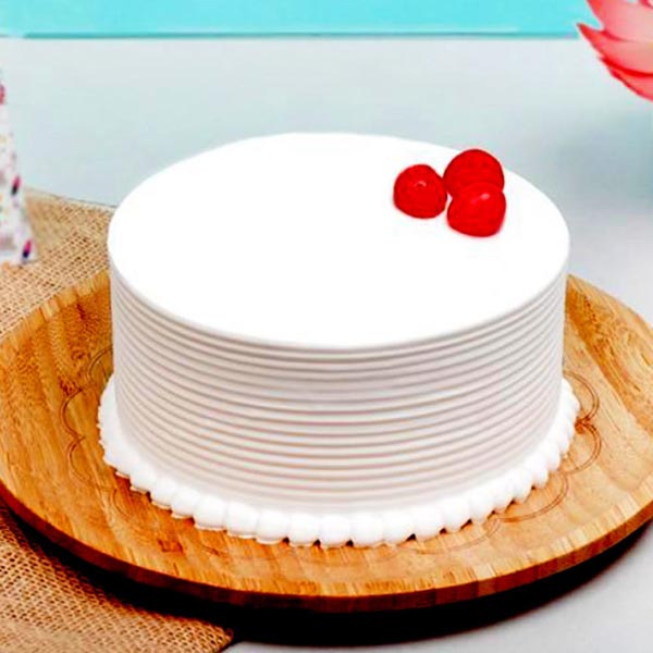 Send Sumptuous Vanilla Cake Online