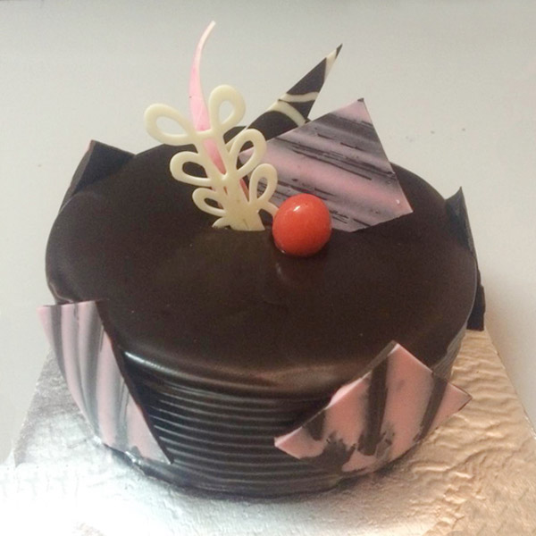 Send Tasty Chocolate Cake Online
