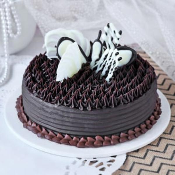 Send Tempting Chocolate Truffle Cake Online