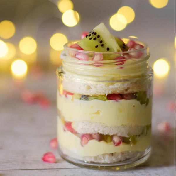 Send Tempting Fruit Jar Cake  Online