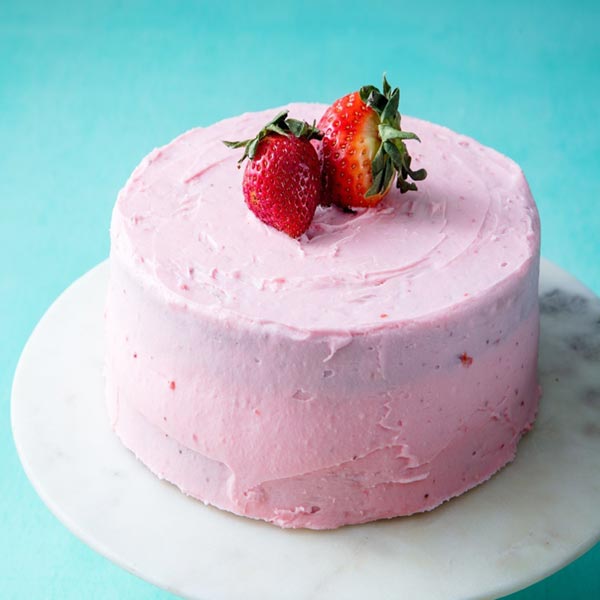Send Wholesome Strawberry Cake Online